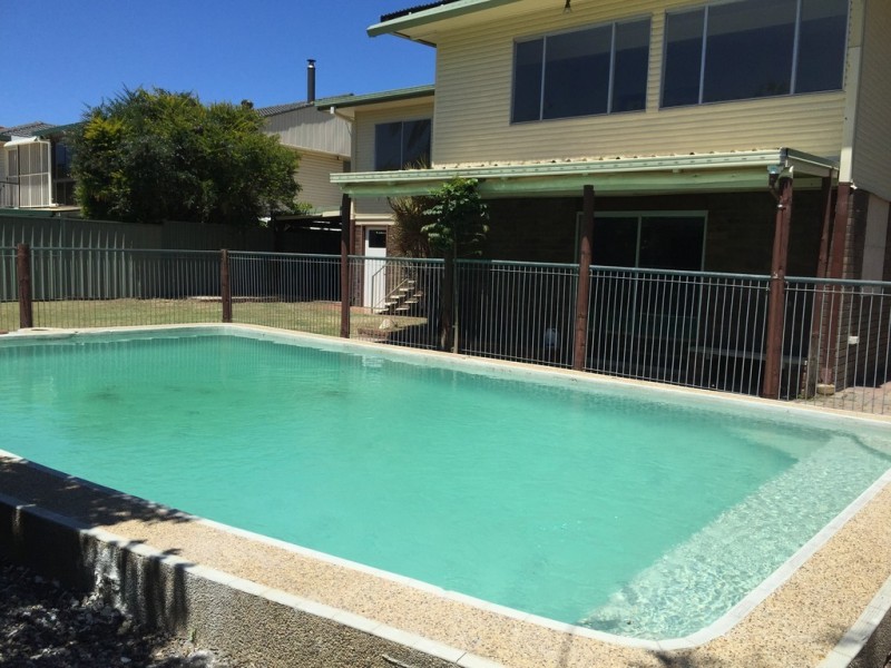 16 Robur Street, Acacia Ridge QLD 4110