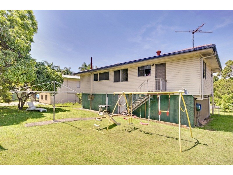 27 WAKLEY STREET, Acacia Ridge QLD 4110