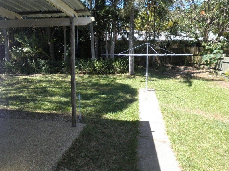 35 Laurinda Crescent, Springwood QLD 4127