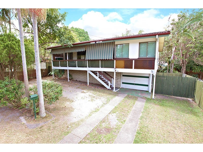 39 VANESSA BOULEVARD, Springwood QLD 4127