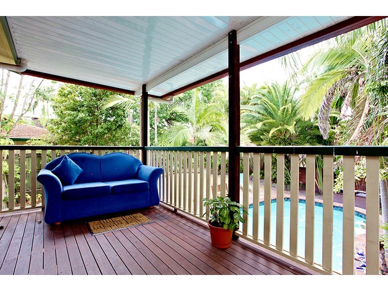 39 VANESSA BOULEVARD, Springwood QLD 4127