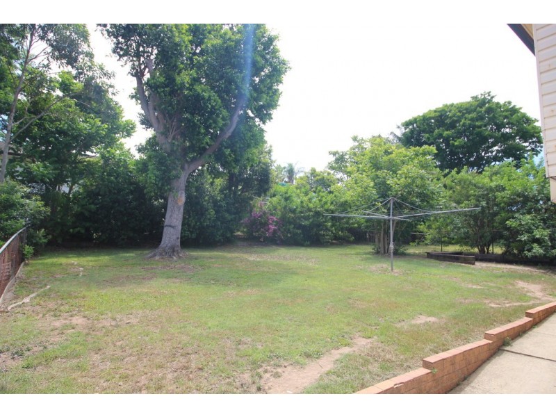 15 Peterglen Street, Wishart QLD 4122