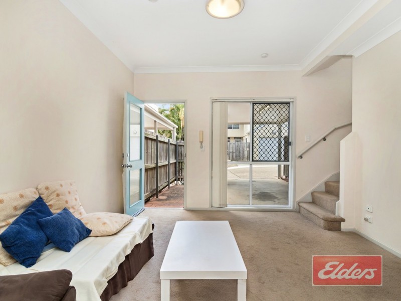 13/8 Mahina Place, Wishart QLD 4122