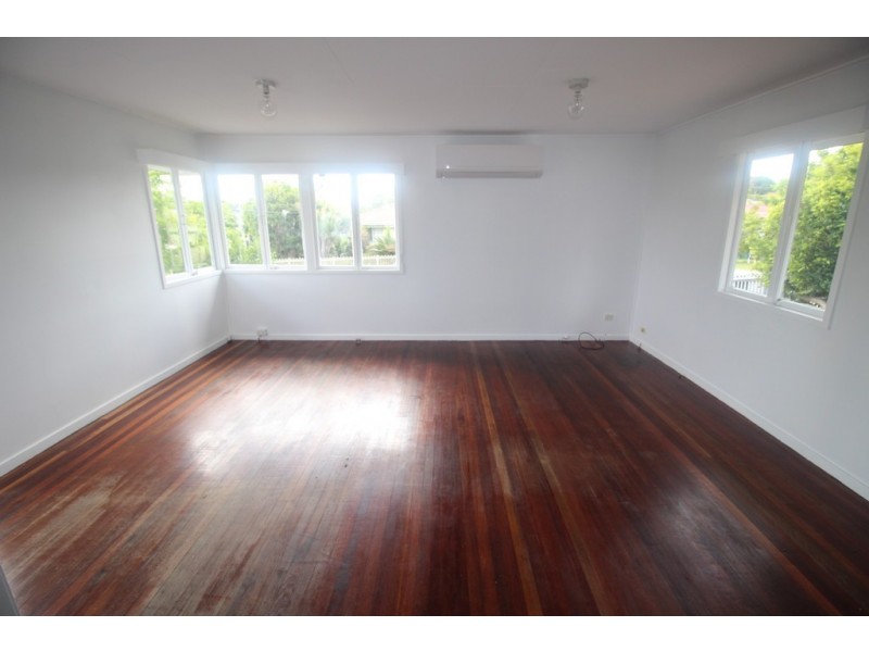 3 Lawson Street, Woodridge QLD 4114