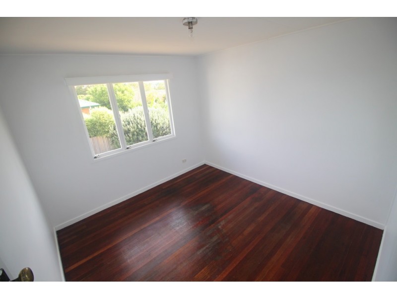 3 Lawson Street, Woodridge QLD 4114