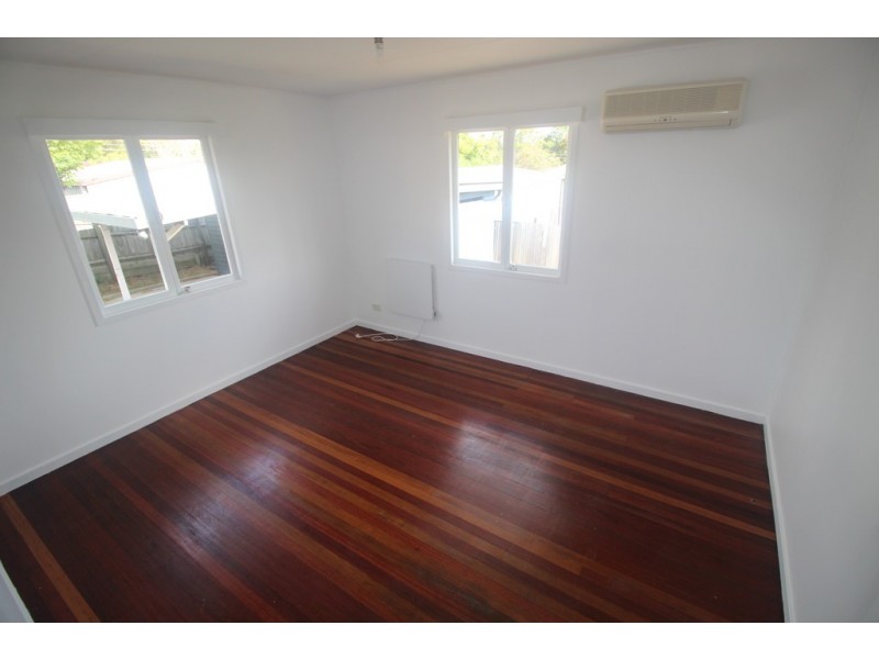 3 Lawson Street, Woodridge QLD 4114