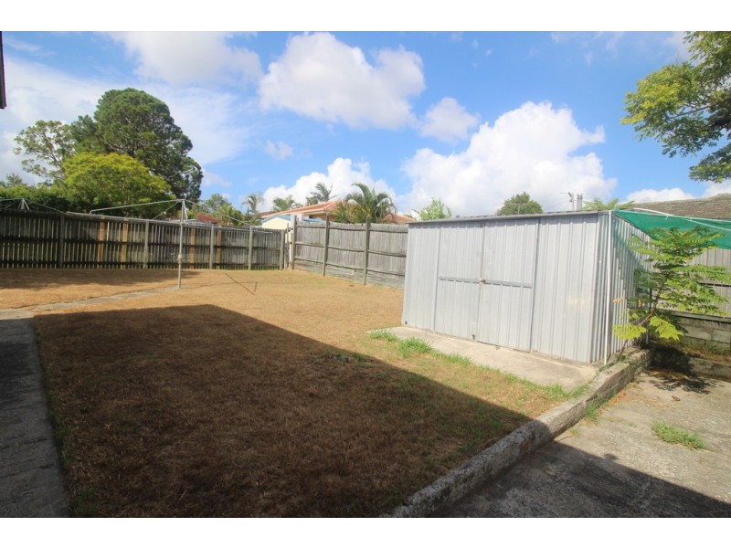 3 Lawson Street, Woodridge QLD 4114