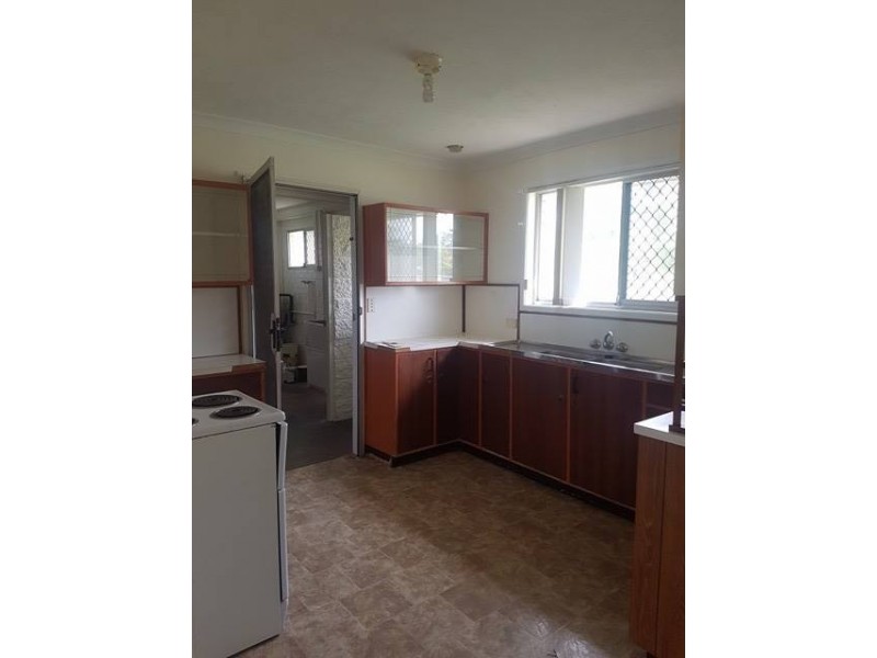 8 Hoad Street, Upper Mount Gravatt QLD 4122