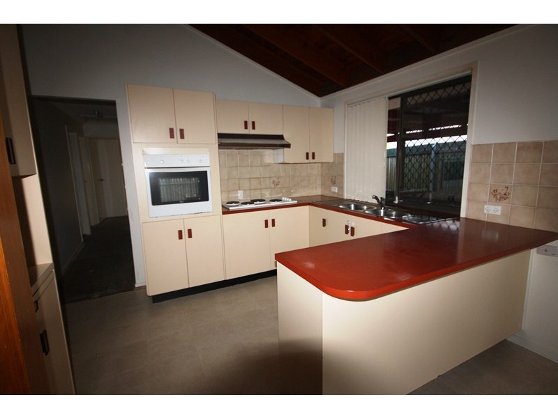 63 Pine Street, Runcorn QLD 4113