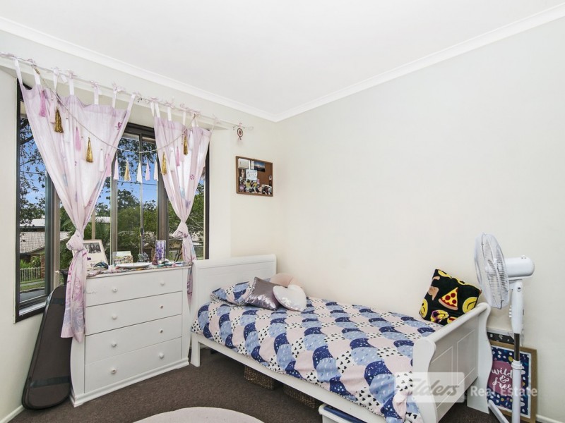13 Briggs Road, Springwood QLD 4127