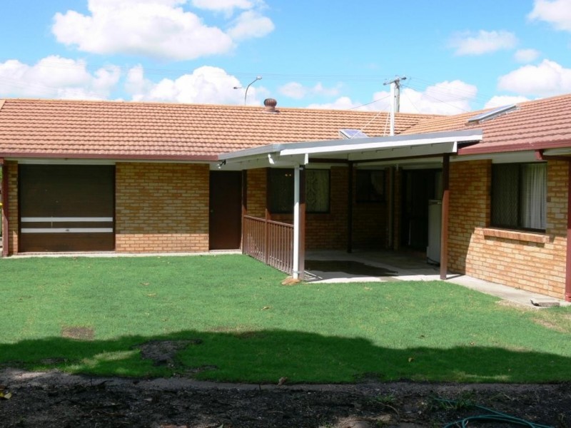 82 Springwood Road, Springwood QLD 4127