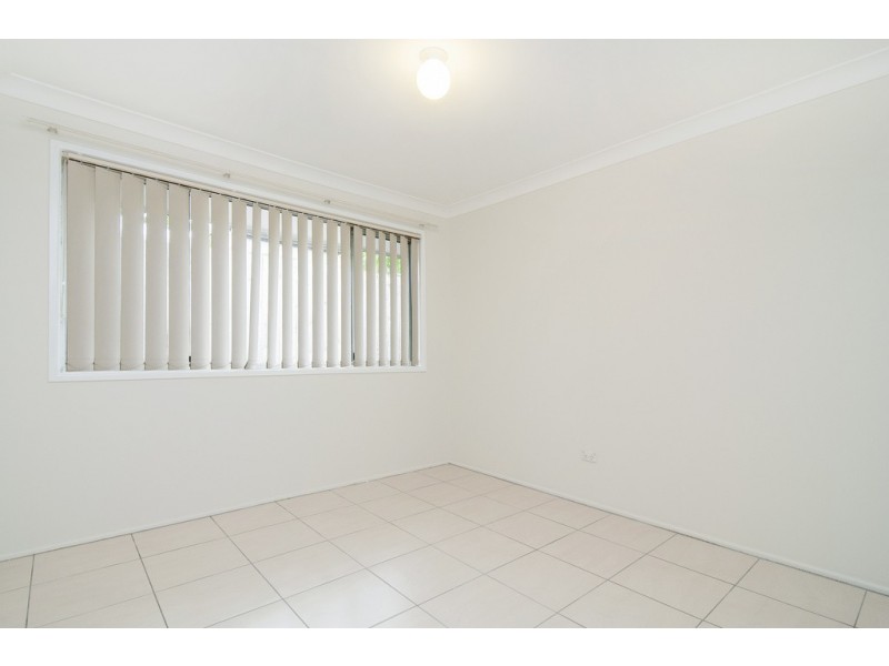 4 LERU STREET, Mansfield QLD 4122