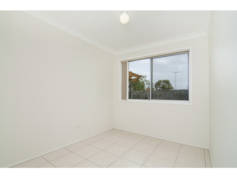 4 LERU STREET, Mansfield QLD 4122