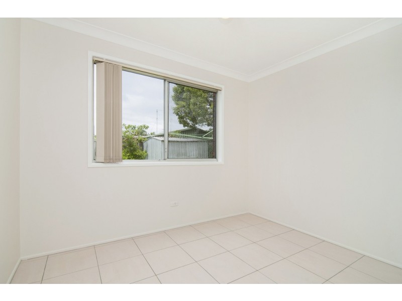 4 LERU STREET, Mansfield QLD 4122