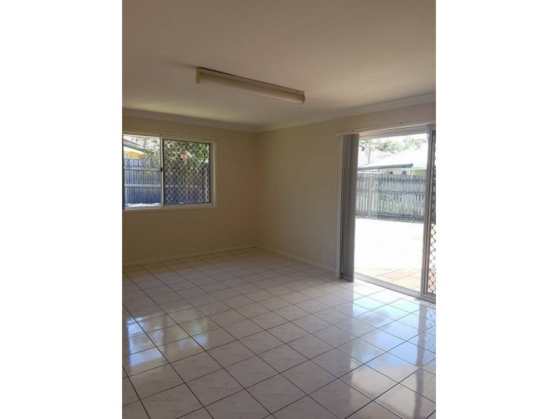 43 Banika Street, Mansfield QLD 4122