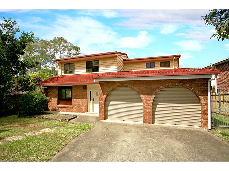105 Meadowlands Road, Carindale QLD 4152
