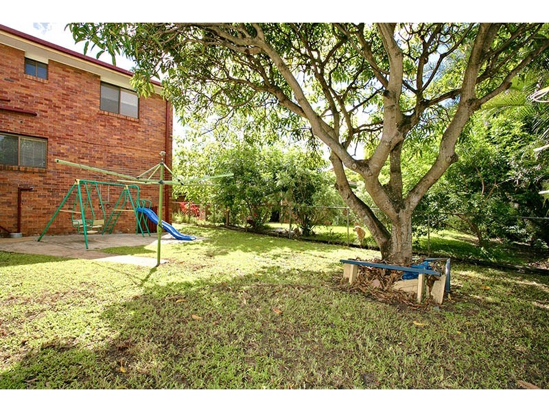 105 Meadowlands Road, Carindale QLD 4152