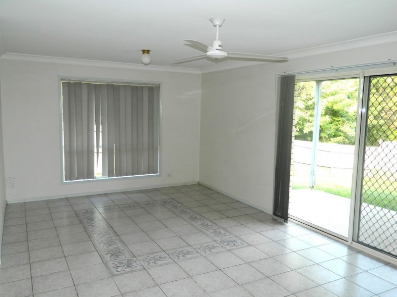 23 Mayfair Place, Stretton QLD 4116