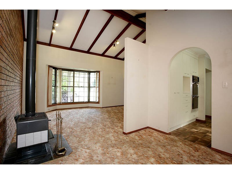 14 Jeanette Avenue, Springwood QLD 4127