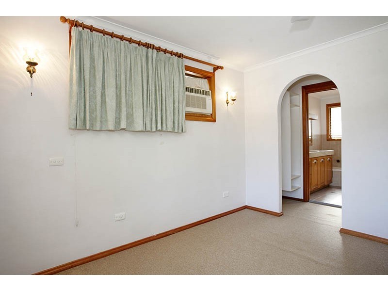 14 Jeanette Avenue, Springwood QLD 4127