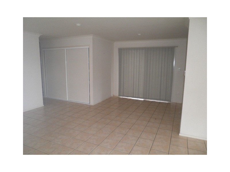 04 Sauerberg Close, Kuraby QLD 4112