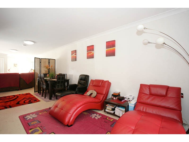 4/16 Michael Lynagh Drive, Daisy Hill QLD 4127