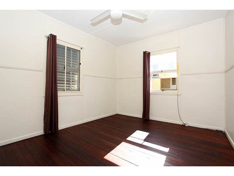 13 Morden Road, Sunnybank Hills QLD 4109