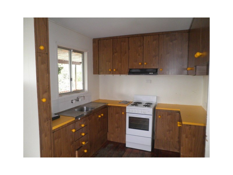 29 Woody Avenue, Kingston QLD 4114