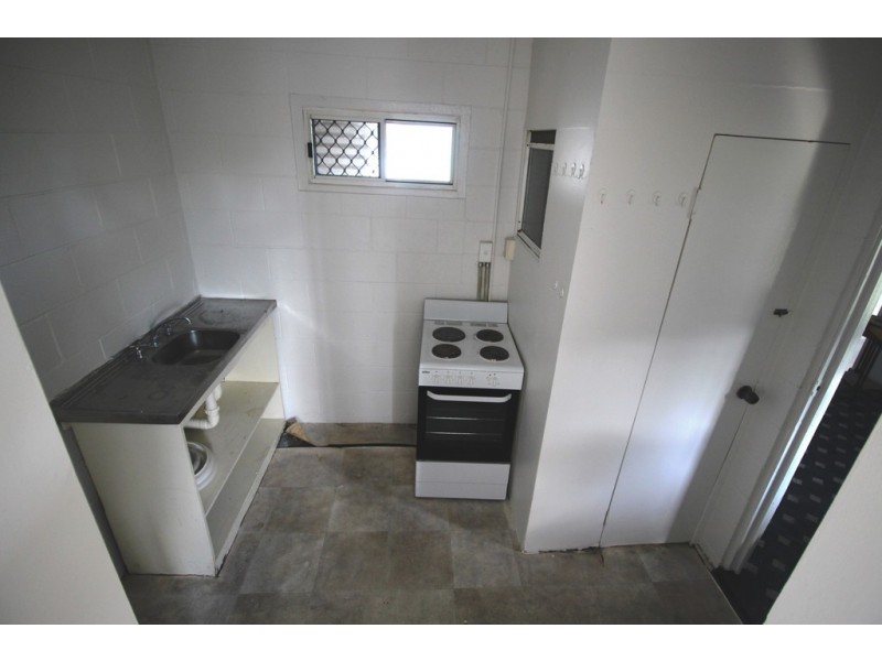 16 Railway Parade, Logan Central QLD 4114