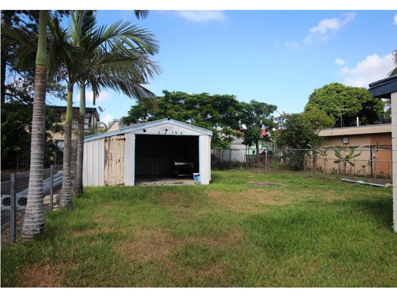 16 Railway Parade, Logan Central QLD 4114