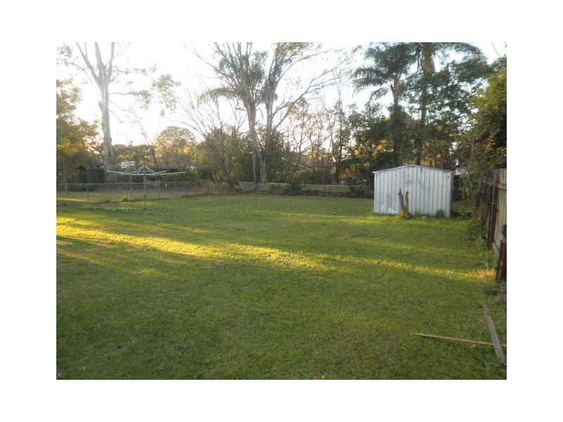 10 Sellars Street, Acacia Ridge QLD 4110