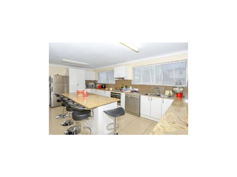 11 Hanify Street, Acacia Ridge QLD 4110