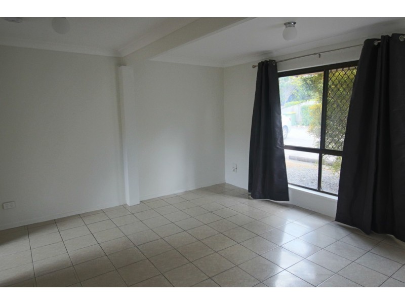 2/8 Arac Street, Woodridge QLD 4114