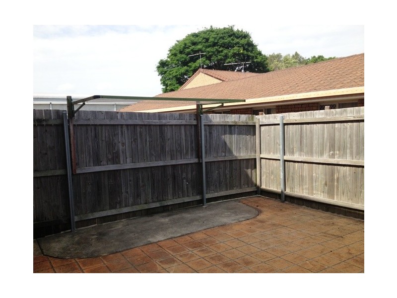 2/8 Arac Street, Woodridge QLD 4114
