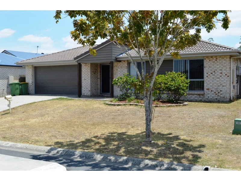 11 Rasmussen Ave, Marsden QLD 4132