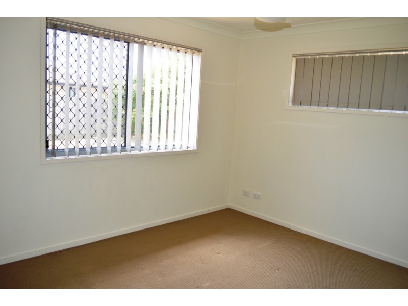 11 Rasmussen Ave, Marsden QLD 4132