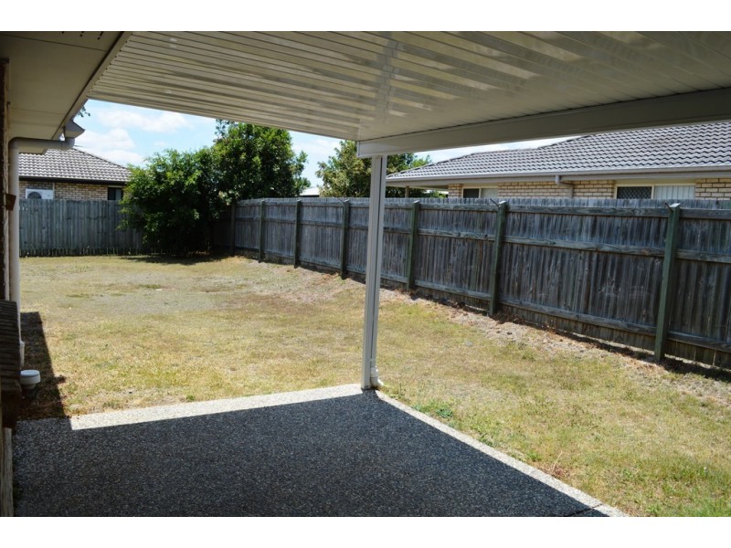 11 Rasmussen Ave, Marsden QLD 4132