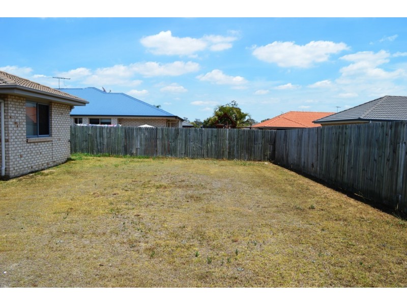 11 Rasmussen Ave, Marsden QLD 4132