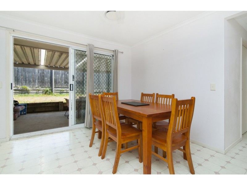 9 Melnik Drive, Loganlea QLD 4131