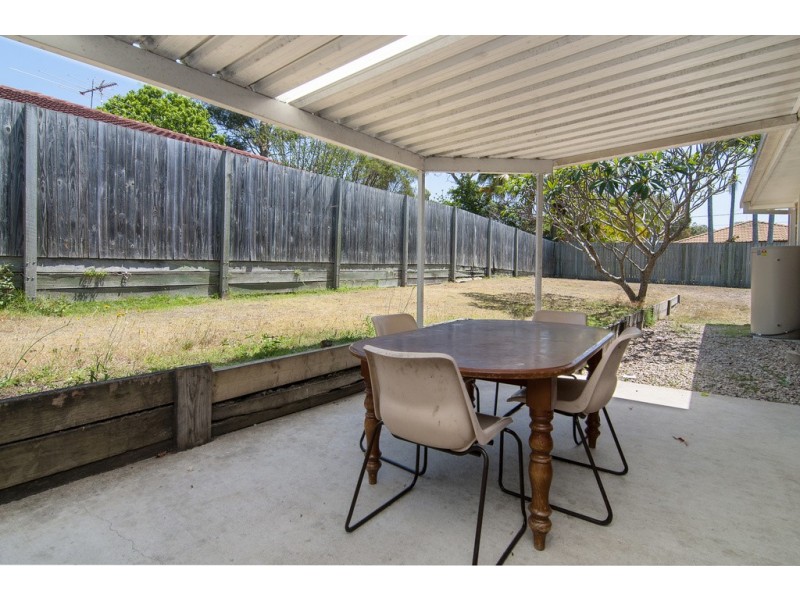 9 Melnik Drive, Loganlea QLD 4131