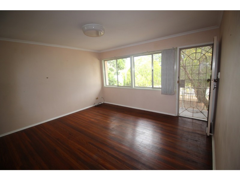 17 Rudge Street, Woodridge QLD 4114