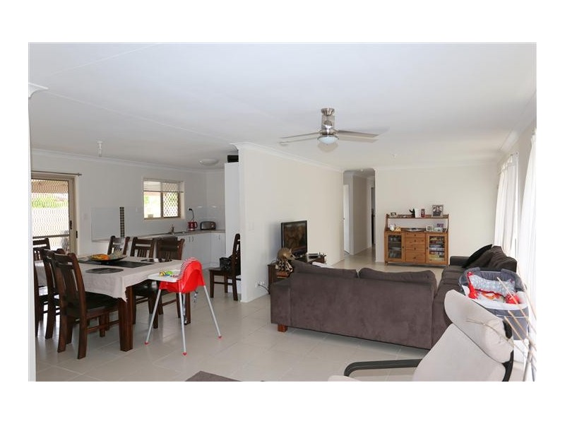 11 Evenwood Street, Daisy Hill QLD 4127