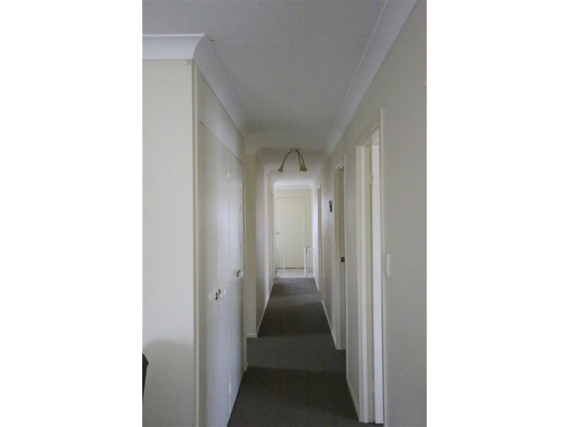 2 Stackpole Street, Wishart QLD 4122