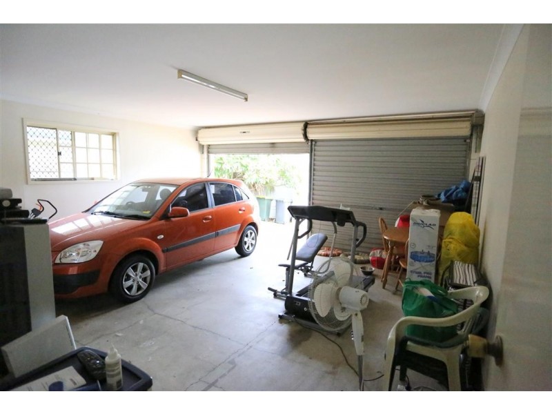 2 Stackpole Street, Wishart QLD 4122