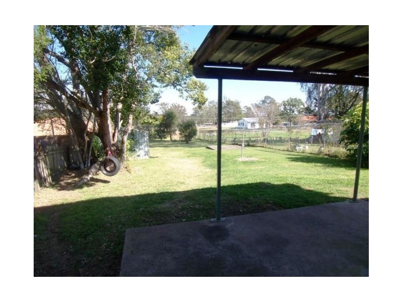 31 Vineyard Street, One Mile QLD 4305
