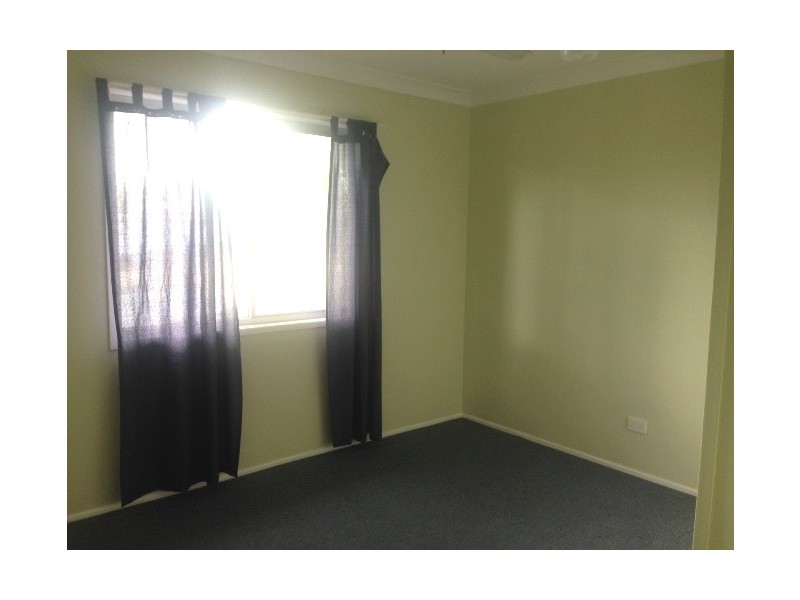 31 Vineyard Street, One Mile QLD 4305