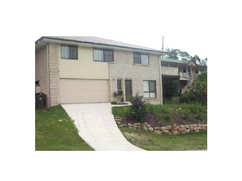 7 Hillside Crescent, Edens Landing QLD 4207