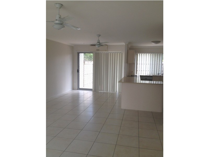 8/116 Station Road, Loganlea QLD 4131