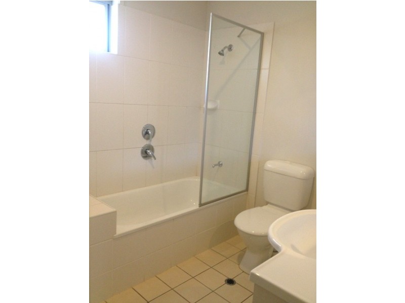 8/116 Station Road, Loganlea QLD 4131