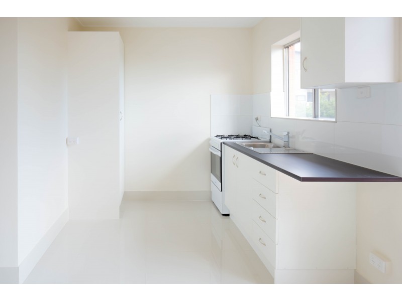 9/42 Swain Street, Holland Park West QLD 4121